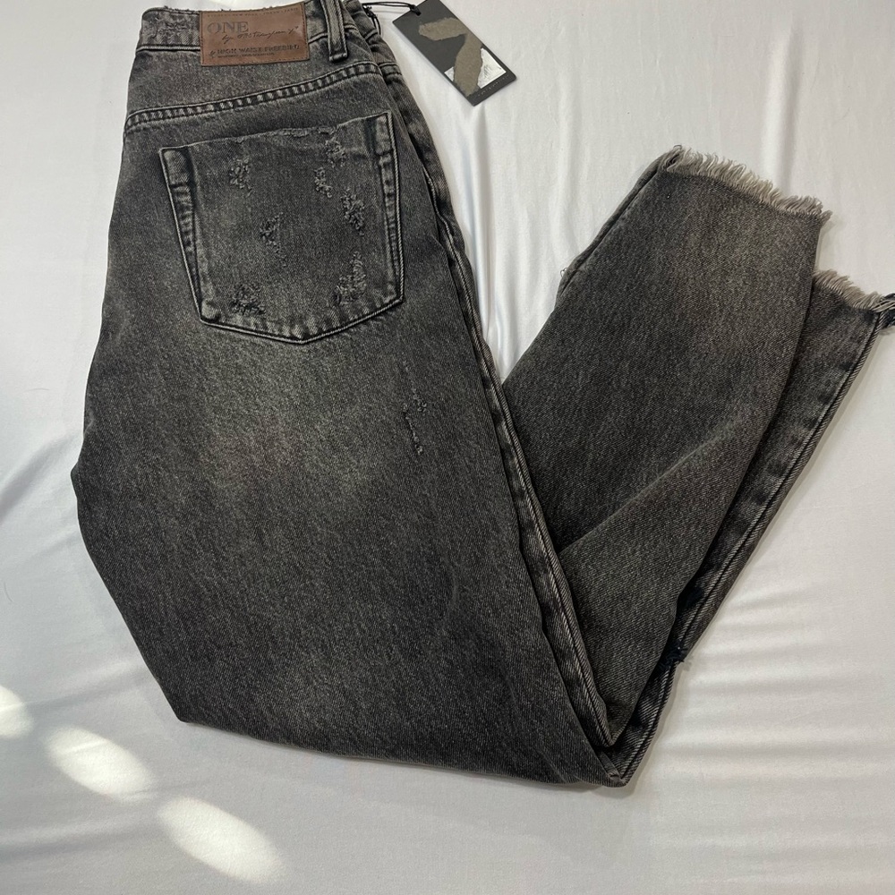 One by One Teaspoon Women’s Distressed Black High Waist Freebird Jeans US 2/4